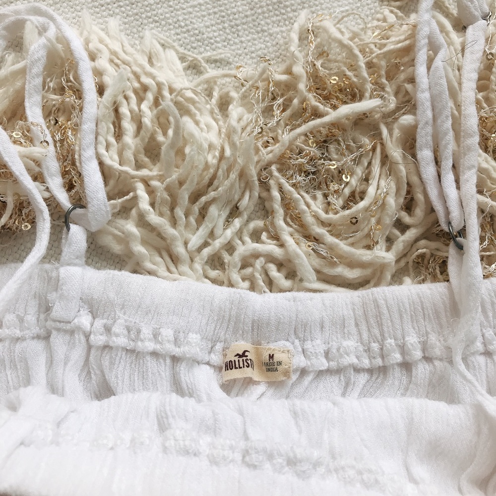 HOLLISTER Off-shoulder Ruffle Top 💕💕 - Picture 3 of 3